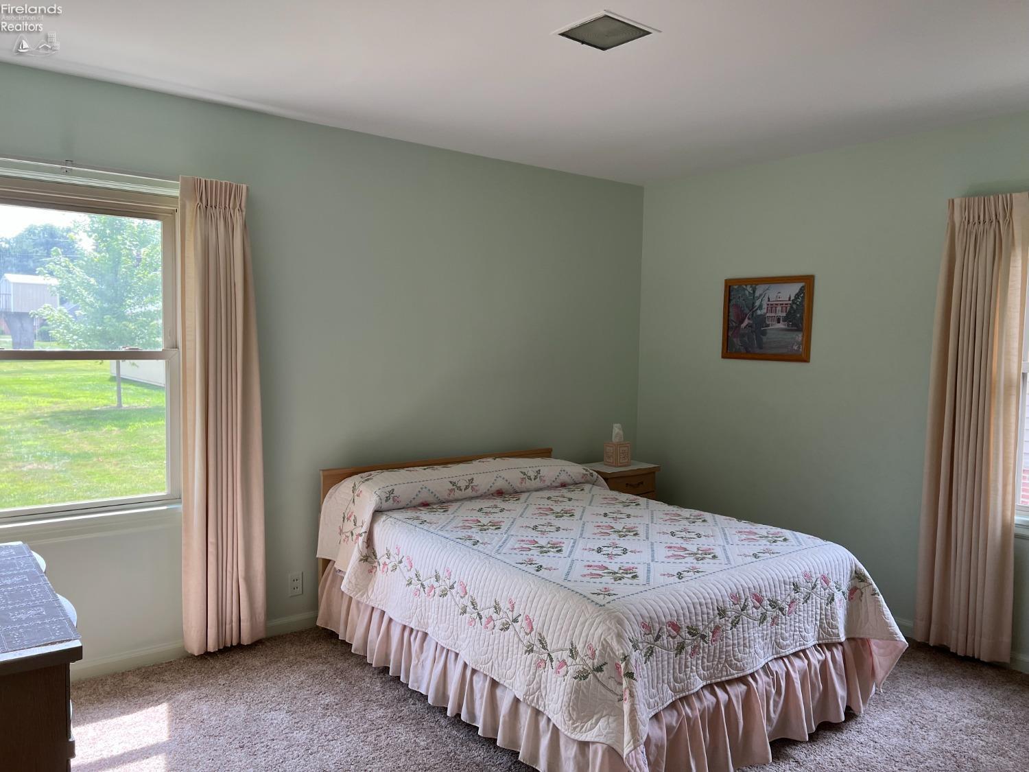 840 Barker Road Fremont, OH 43420 - Photo 12 of 23 Gallery Image 12