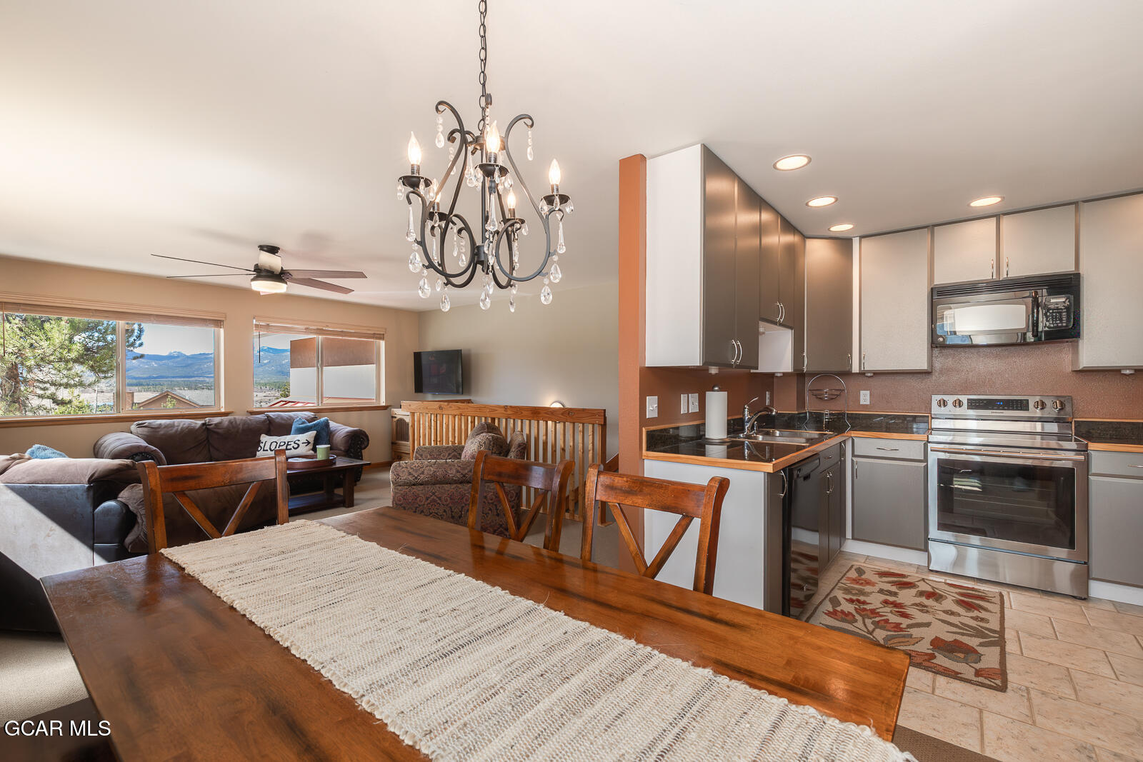 813 Ermine Lane Fraser, CO 80442 - Photo 13 of 35 Dining Room