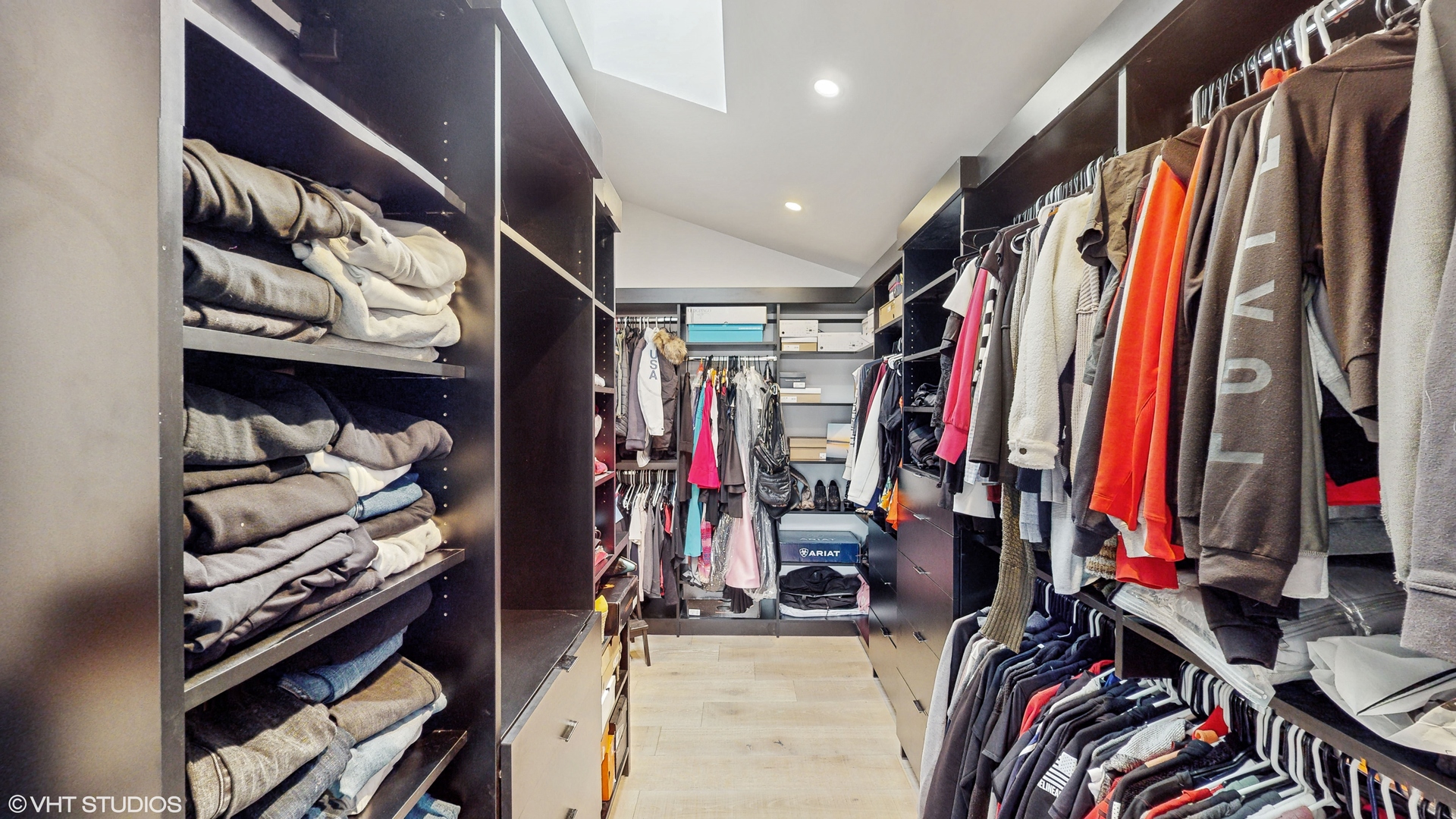 15160 West Oak Spring Road Libertyville, IL 60048 - Photo 18 of 36 a view of walk in closet with clothes