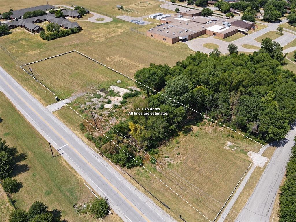 1124 East Parkerville Road DeSoto, TX 75115 - Photo 2 of 11 Gallery Image 2