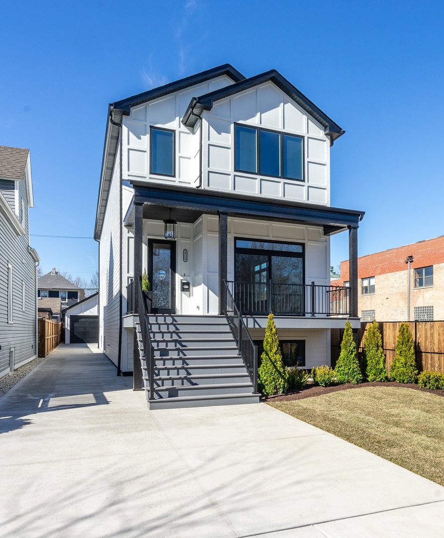 4118 North Lowell Ave  