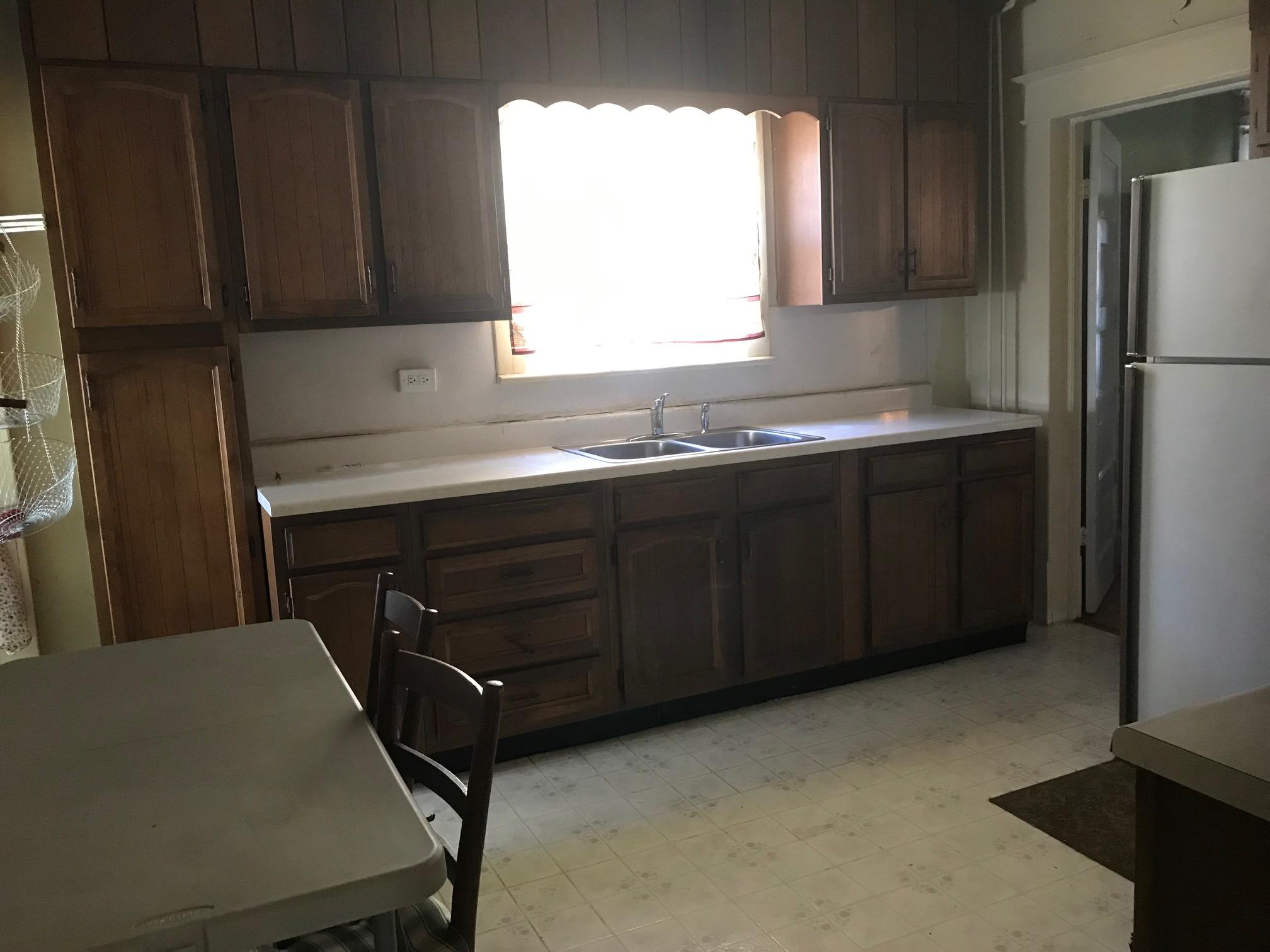 508 Rutherford Avenue Northwest Roanoke, VA 24016 - Photo 5 of 17 Kitchen