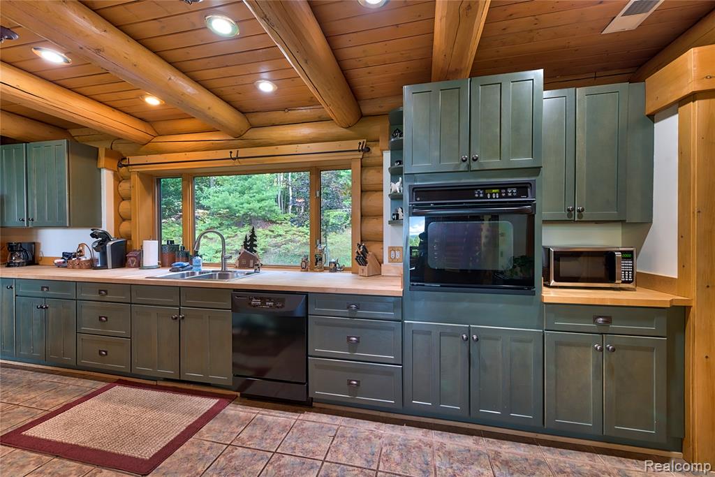 1189 Ridgeline Drive Boyne Falls, MI 49713 - Photo 45 of 92