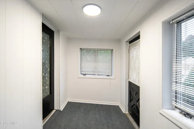 $1,995 | 37 Undine Street, Colonie, NY 12205