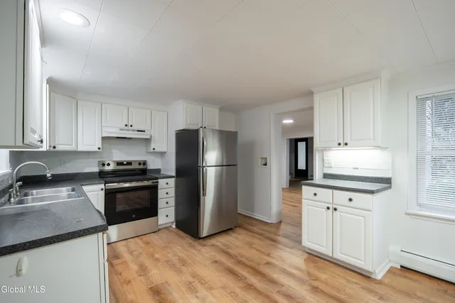 $1,995 | 37 Undine Street, Colonie, NY 12205