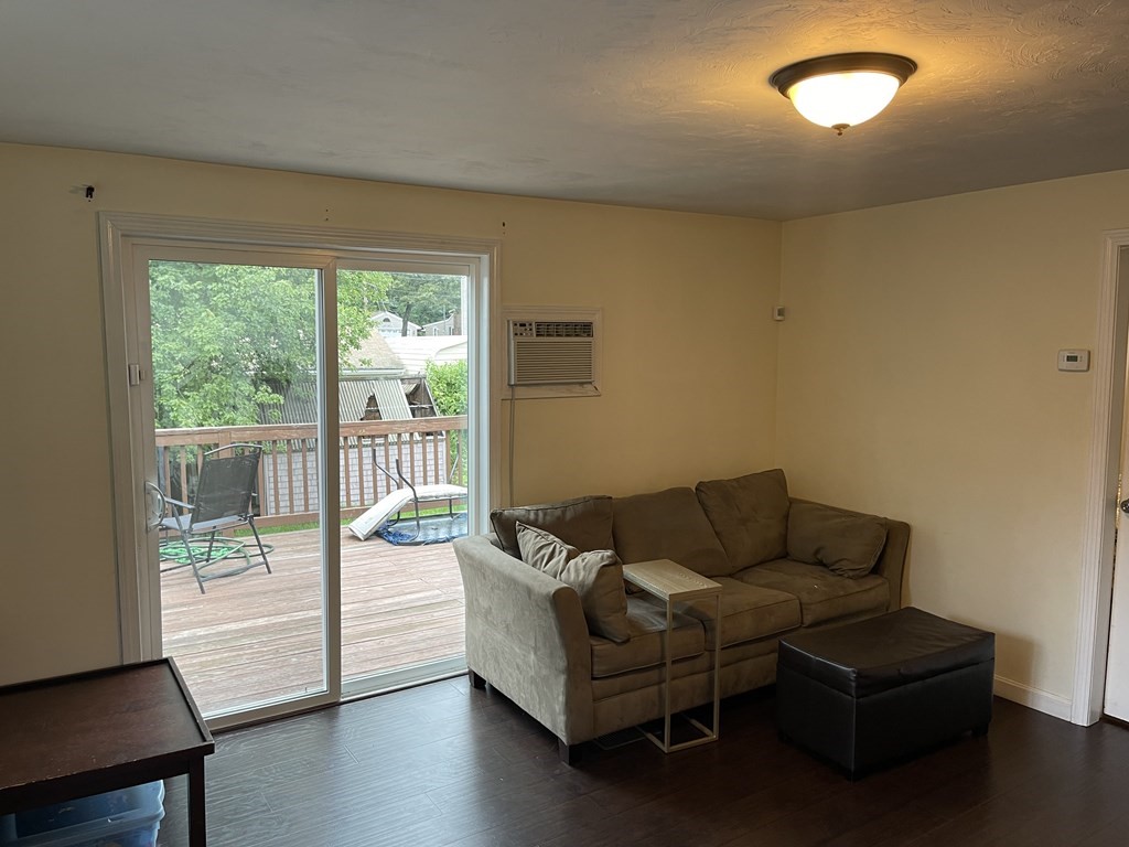 21 County Street Worcester, MA 01604 - Photo 12 of 14 Gallery Image 12