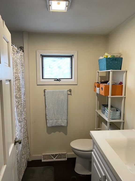 21 County Street Worcester, MA 01604 - Photo 9 of 14 Gallery Image 9
