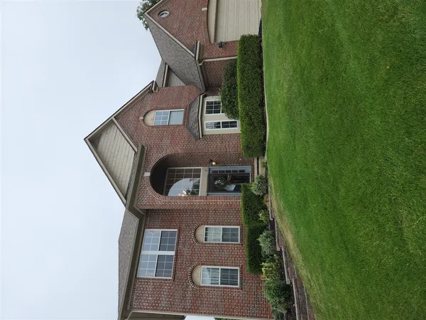 $3,495 | 2270 Hickory Point Drive, Ann Arbor, MI 48105