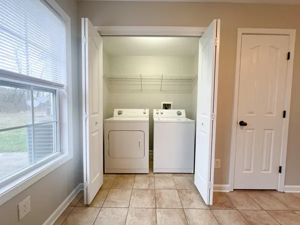 $1,050 | 777 Cherrybark Lane, Unit E, Clarksville, TN 37040