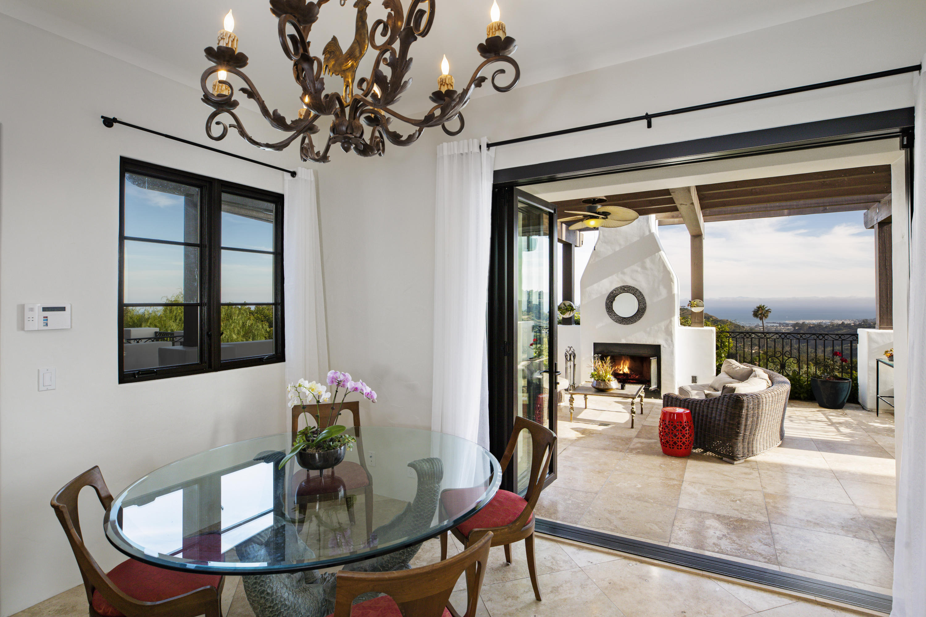 940 Coyote Road Santa Barbara, CA 93108 - Photo 11 of 38 Ocean view breakfast area