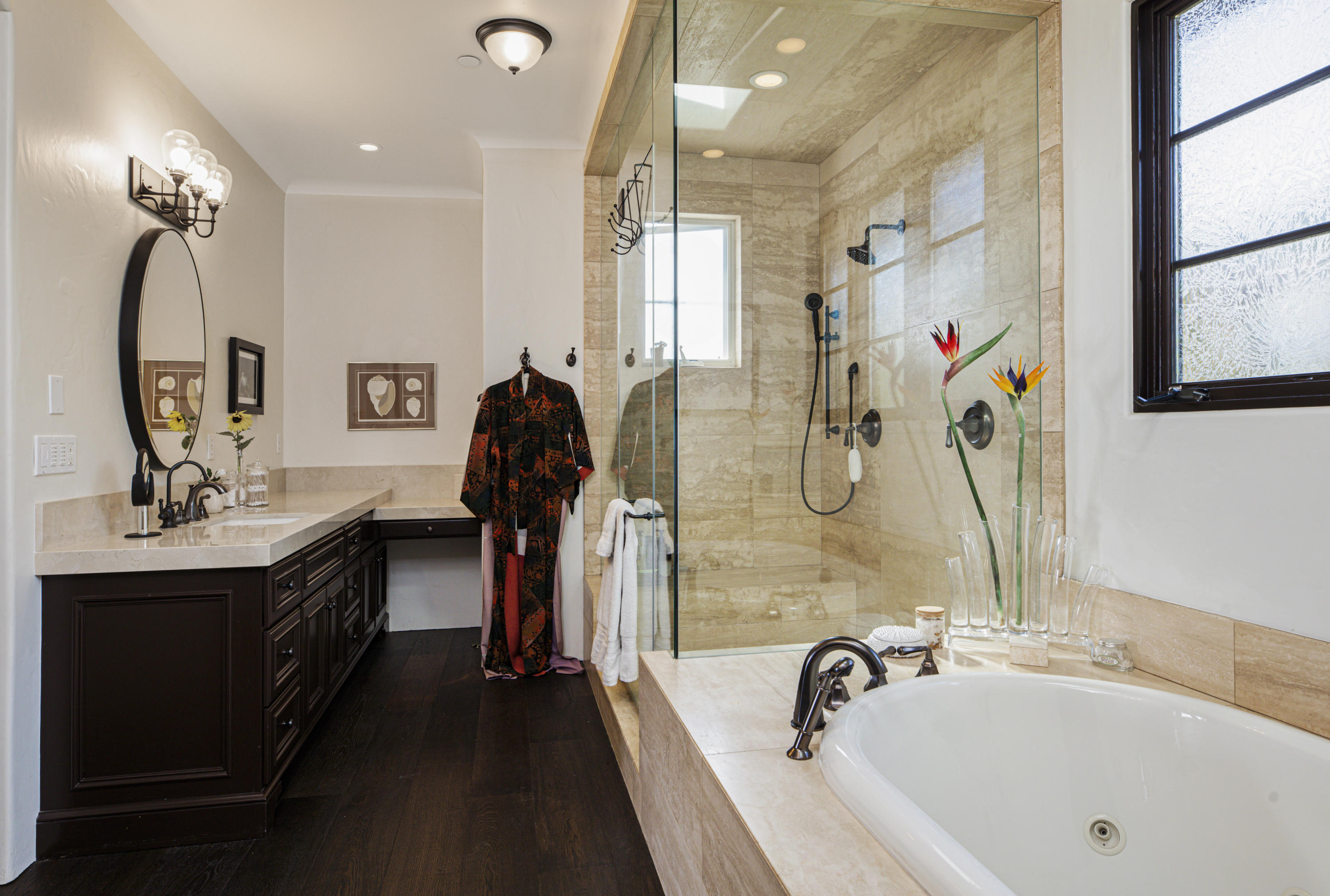 940 Coyote Road Santa Barbara, CA 93108 - Photo 17 of 38 Spacious master bath