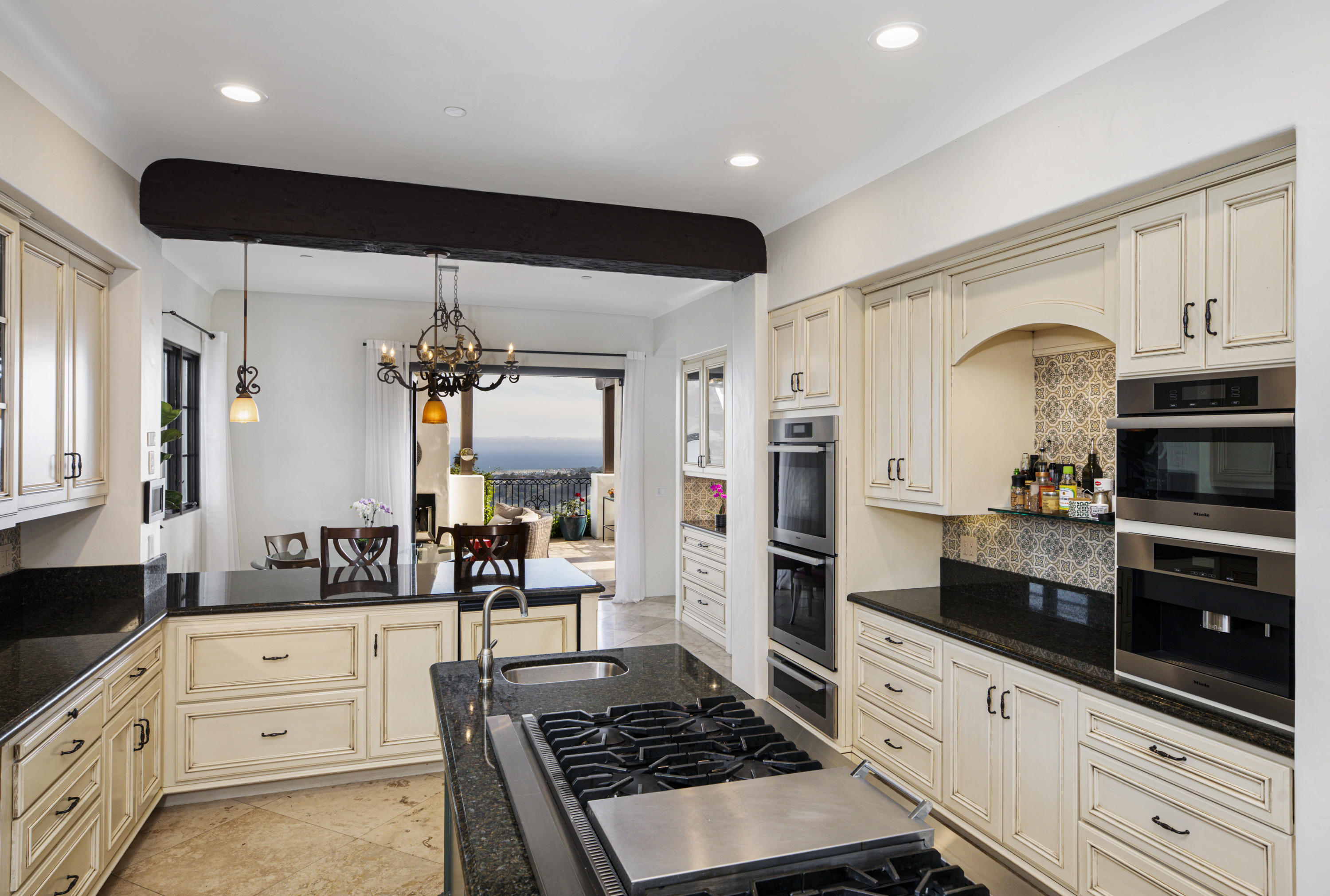 940 Coyote Road Santa Barbara, CA 93108 - Photo 10 of 38 Ocean view kitchen