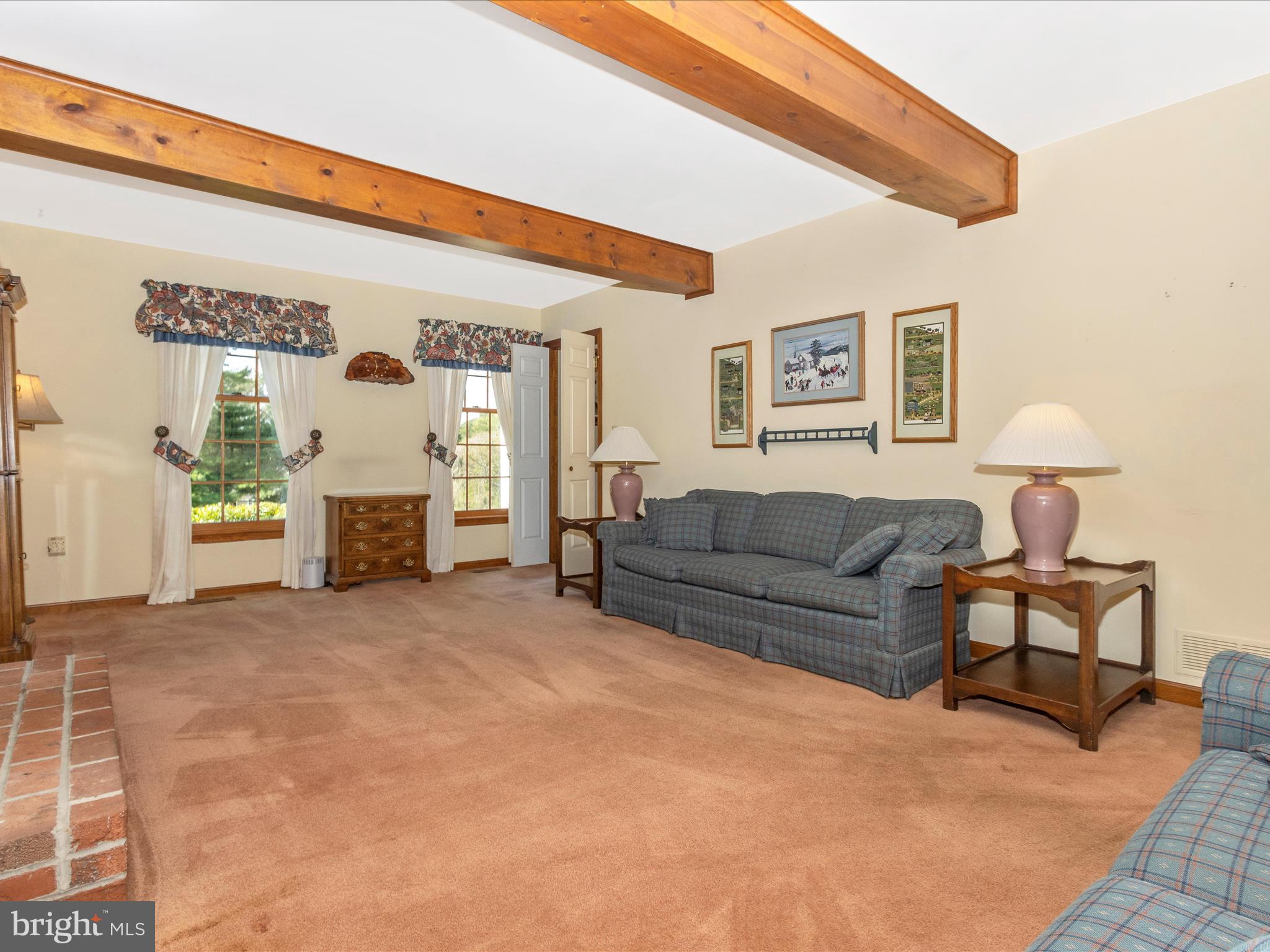 4085 Sharp Road Glenelg, MD 21737 - Photo 5 of 52 Family Room