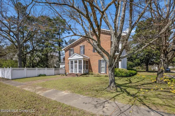 $375,000 | 140 North Maury Street, Unit M, Holly Springs, MS 38635