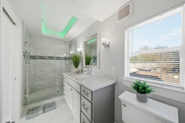 $2,300 | 10518 Pleasanton Drive, Houston, TX 77038