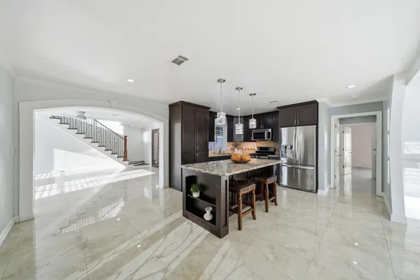 $2,300 | 10518 Pleasanton Drive, Houston, TX 77038