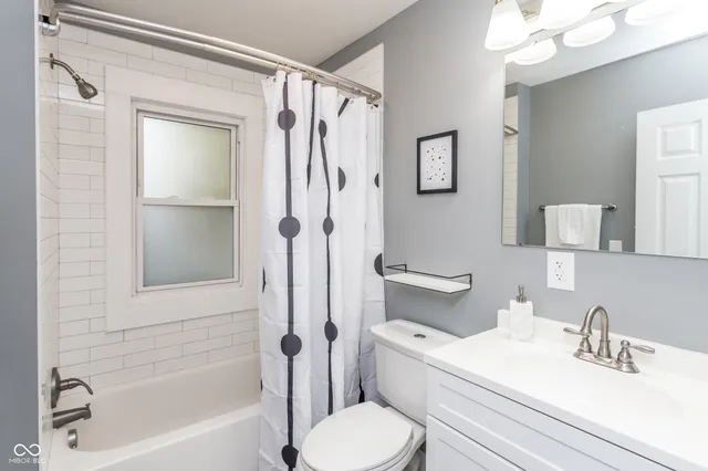 $304,900 | 1524 South East Street, Indianapolis, IN 46225