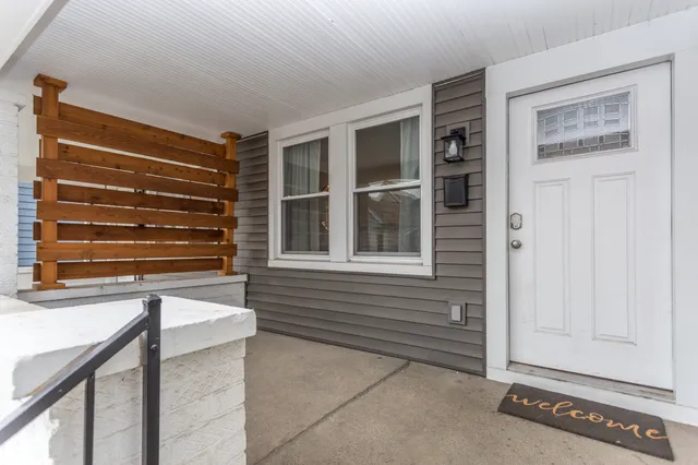 $304,900 | 1524 South East Street, Indianapolis, IN 46225