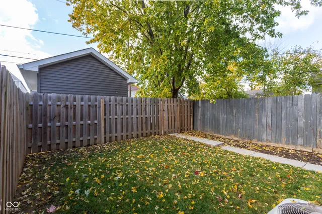 $304,900 | 1524 South East Street, Indianapolis, IN 46225