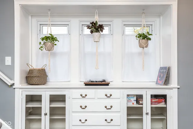 $304,900 | 1524 South East Street, Indianapolis, IN 46225