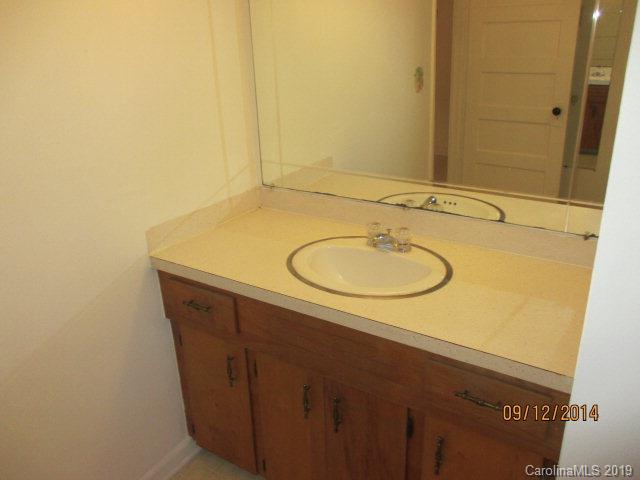 129 Old Morganton Road Marion, NC 28752 - Photo 20 of 43 Gallery Image 20