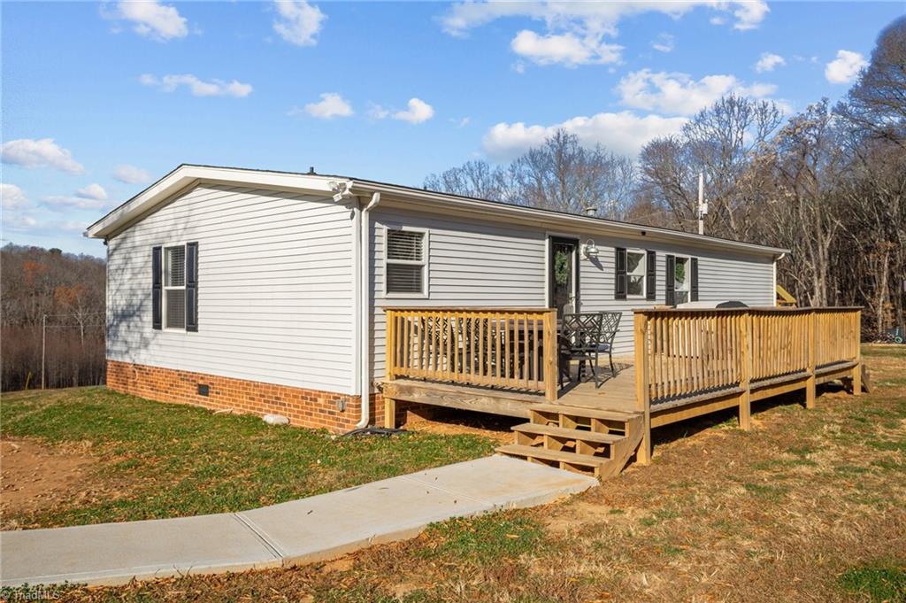 1212 Hooker Road Mount Airy, NC 27030 - Photo 7 of 45