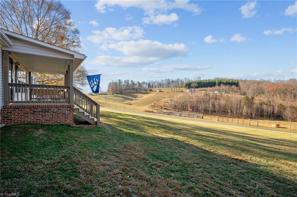 1212 Hooker Road Mount Airy, NC 27030 - Photo 9 of 45