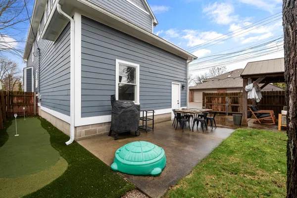 $923,000 | 819 Irving Avenue, Royal Oak, MI 48067