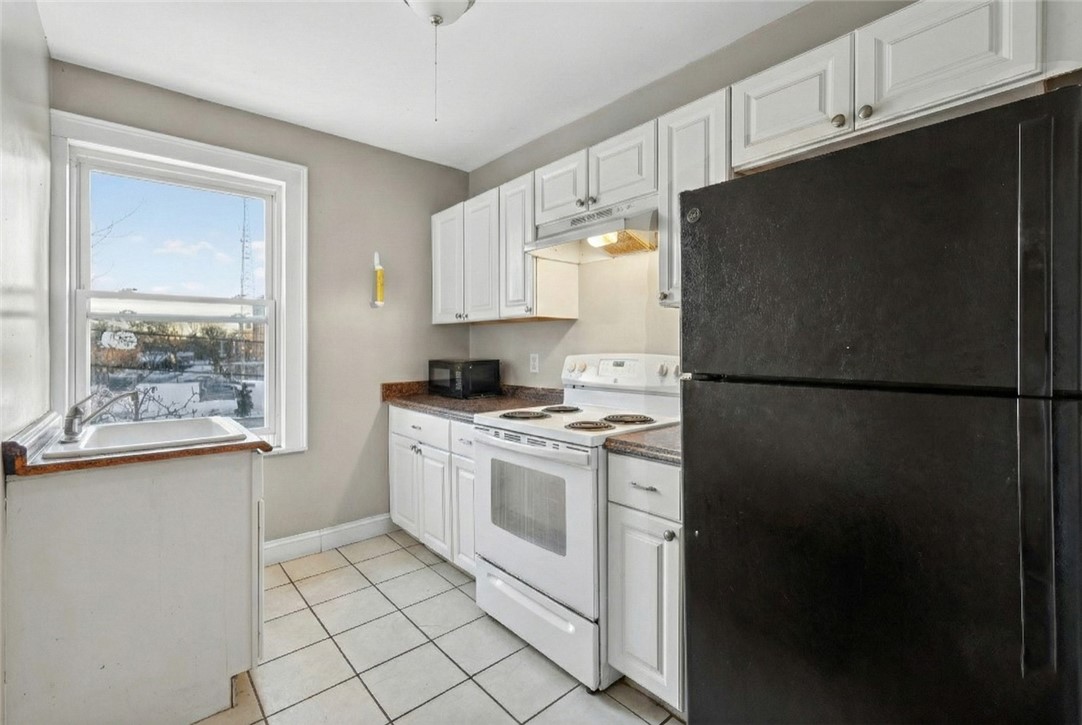 31 Child Street Warren, RI 02885 - Photo 14 of 18