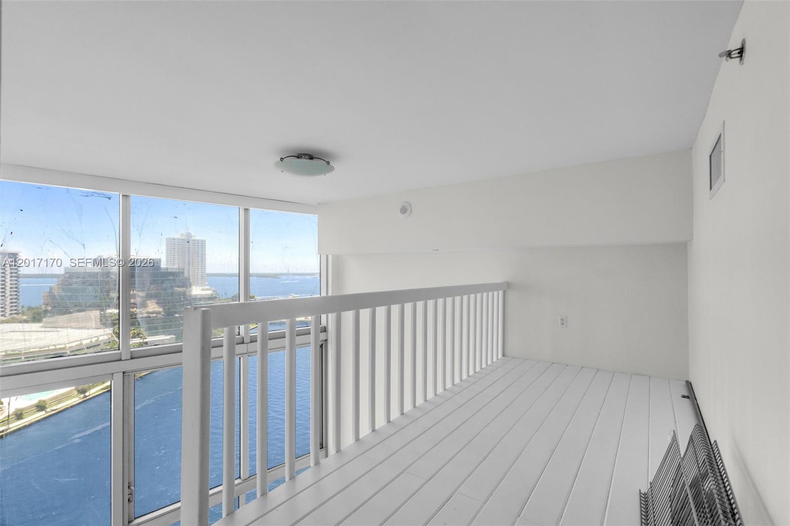 495 Brickell Avenue, Unit 1501 Miami, FL 33131 - Photo 17 of 31
