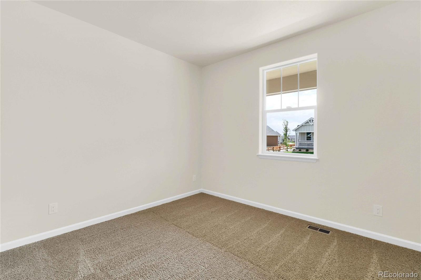 5780 Desert Inn Loop Elizabeth, CO 80107 - Photo 10 of 12 Gallery Image 10