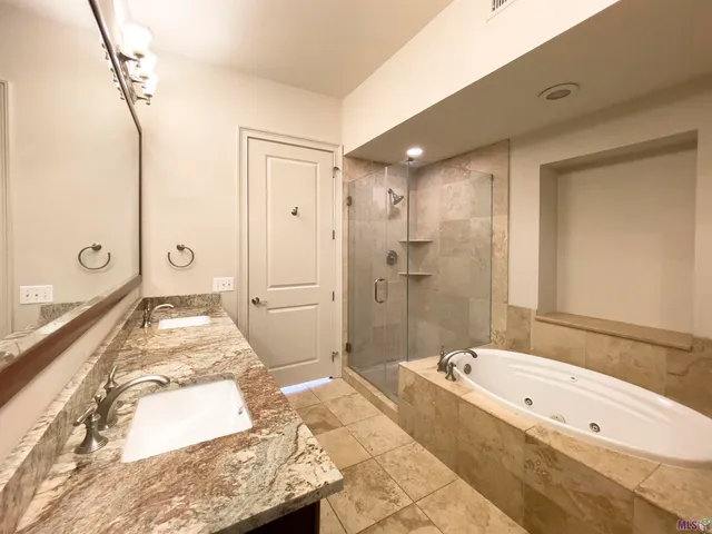 $619,900 | 998 Stanford Avenue, Unit 206, Baton Rouge, LA 70808