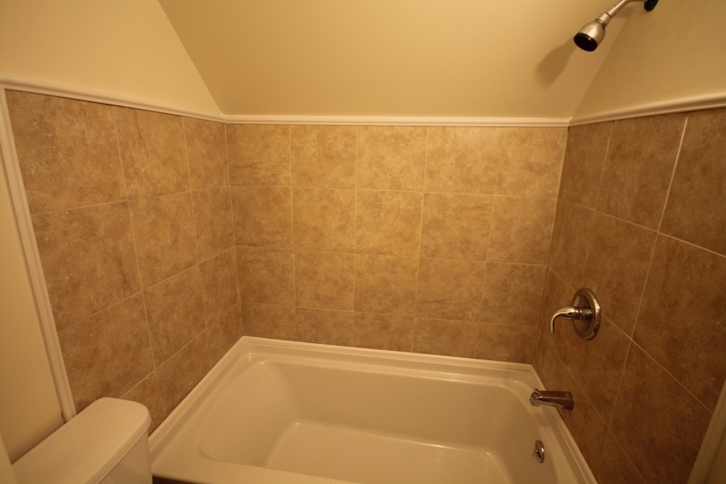 8 Harvard Street Springfield, MA 01109 - Photo 12 of 16 Gallery Image 12