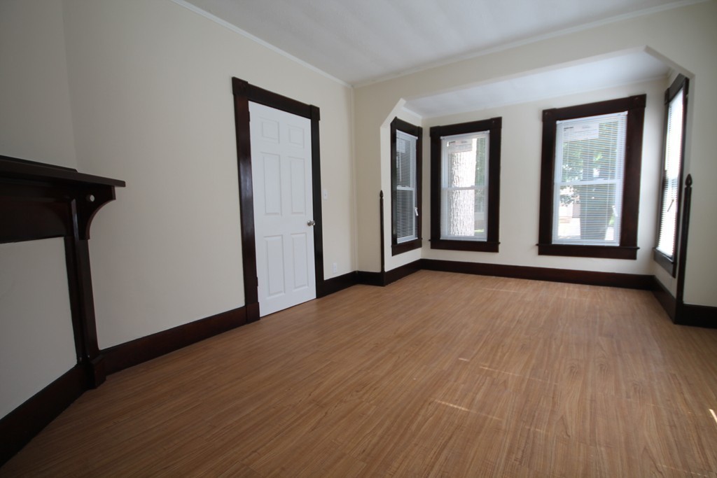 8 Harvard Street Springfield, MA 01109 - Photo 5 of 16 Gallery Image 5