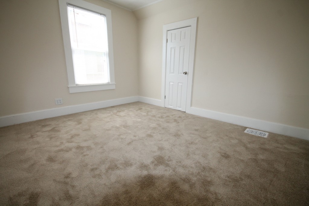 8 Harvard Street Springfield, MA 01109 - Photo 9 of 16 Gallery Image 9