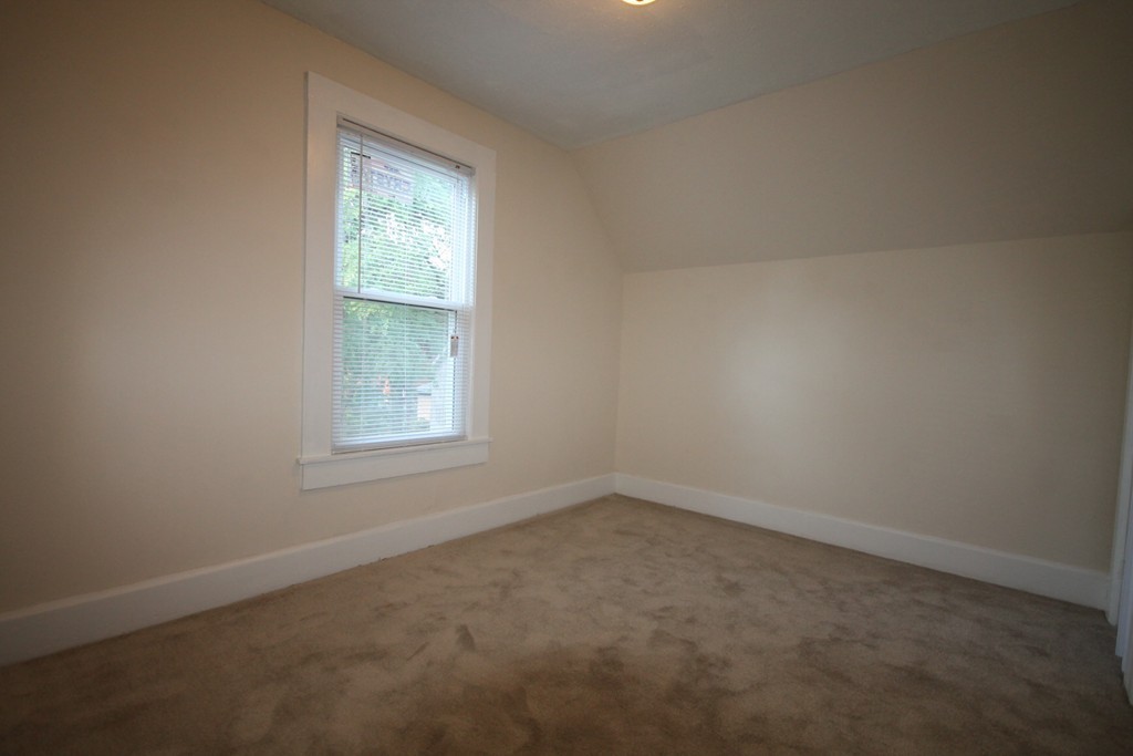 8 Harvard Street Springfield, MA 01109 - Photo 10 of 16 Gallery Image 10