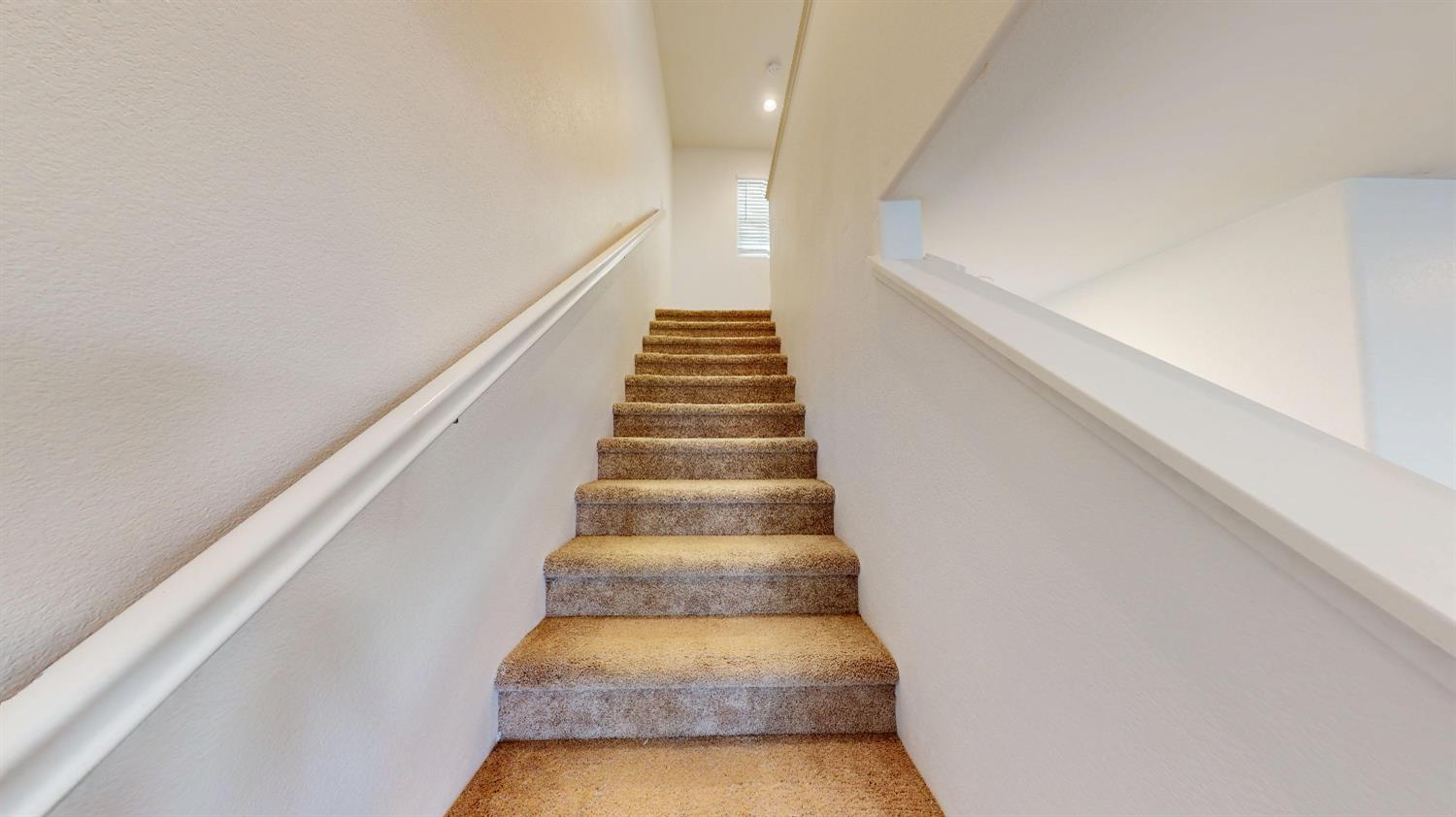 4826 North Casey Avenue Fresno, CA 93723 - Photo 26 of 36 a view of entryway