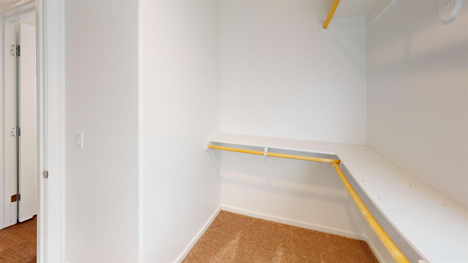 4826 North Casey Avenue Fresno, CA 93723 - Photo 5 of 36