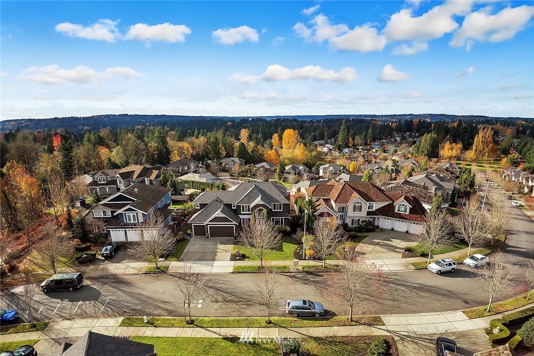 2204 242nd Street Southeast Bothell, WA 98021 - Photo 2 of 25