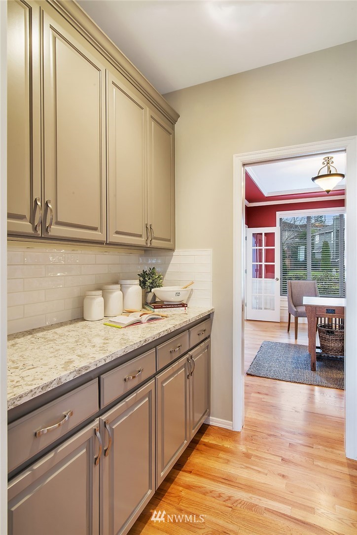 2204 242nd Street Southeast Bothell, WA 98021 - Photo 10 of 25