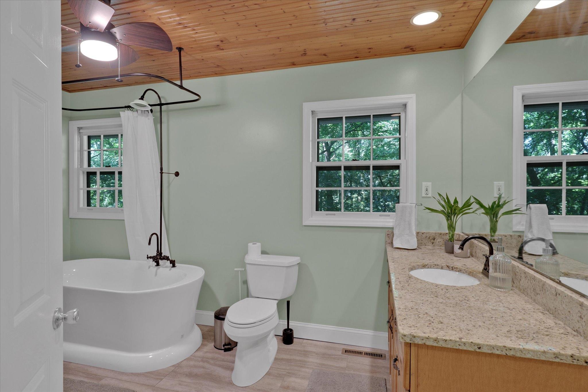 104 Wood Ridge Lane Oak Ridge, TN 37830 - Photo 14 of 26 Gallery Image 14