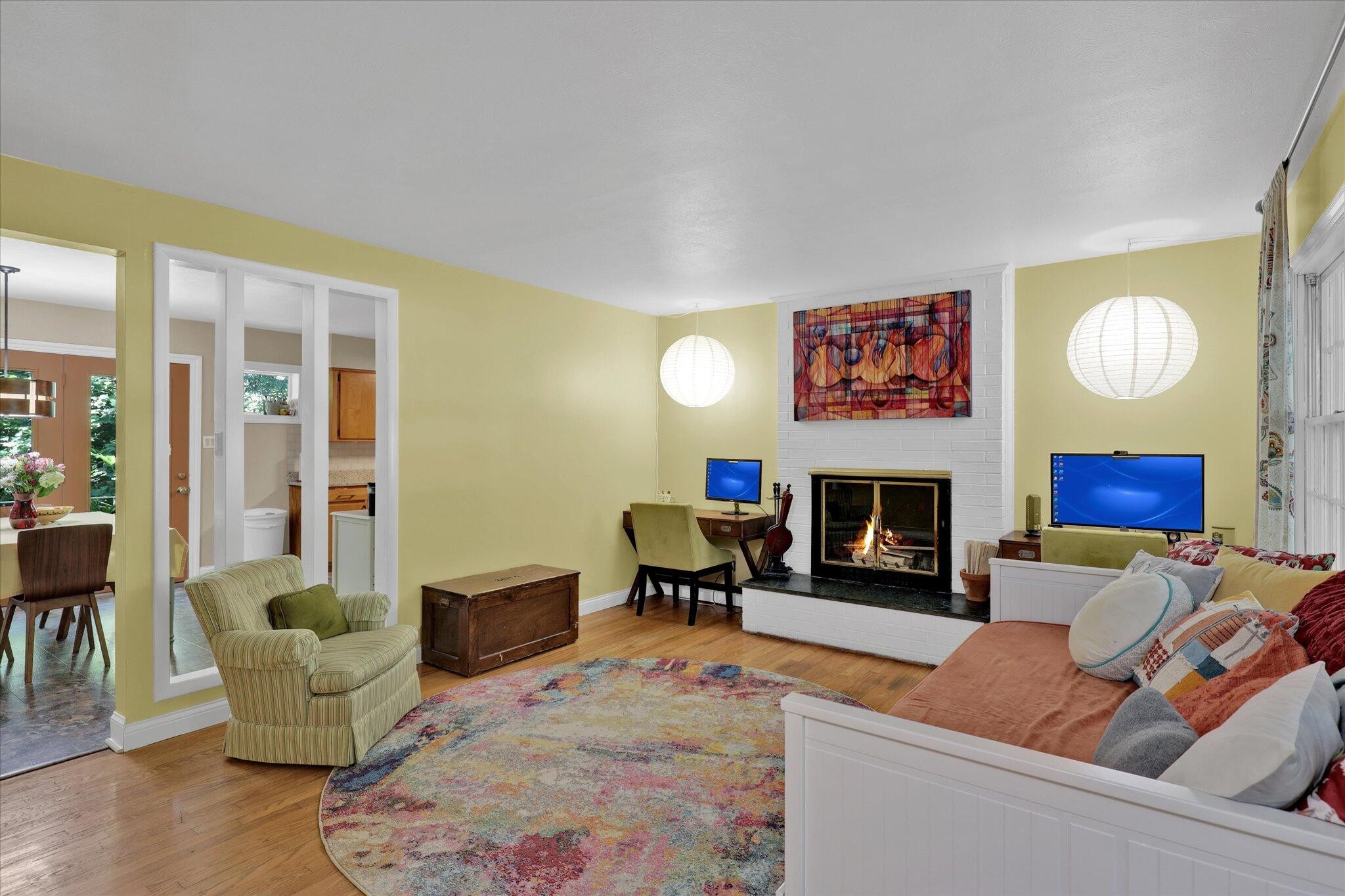 104 Wood Ridge Lane Oak Ridge, TN 37830 - Photo 2 of 26 Gallery Image 2