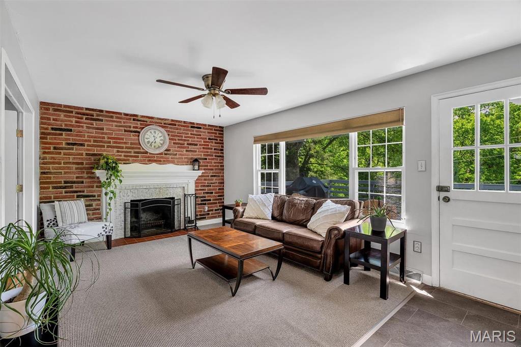 12640 Big Bend Road Kirkwood, MO 63122 - Photo 12 of 37 Gallery Image 12