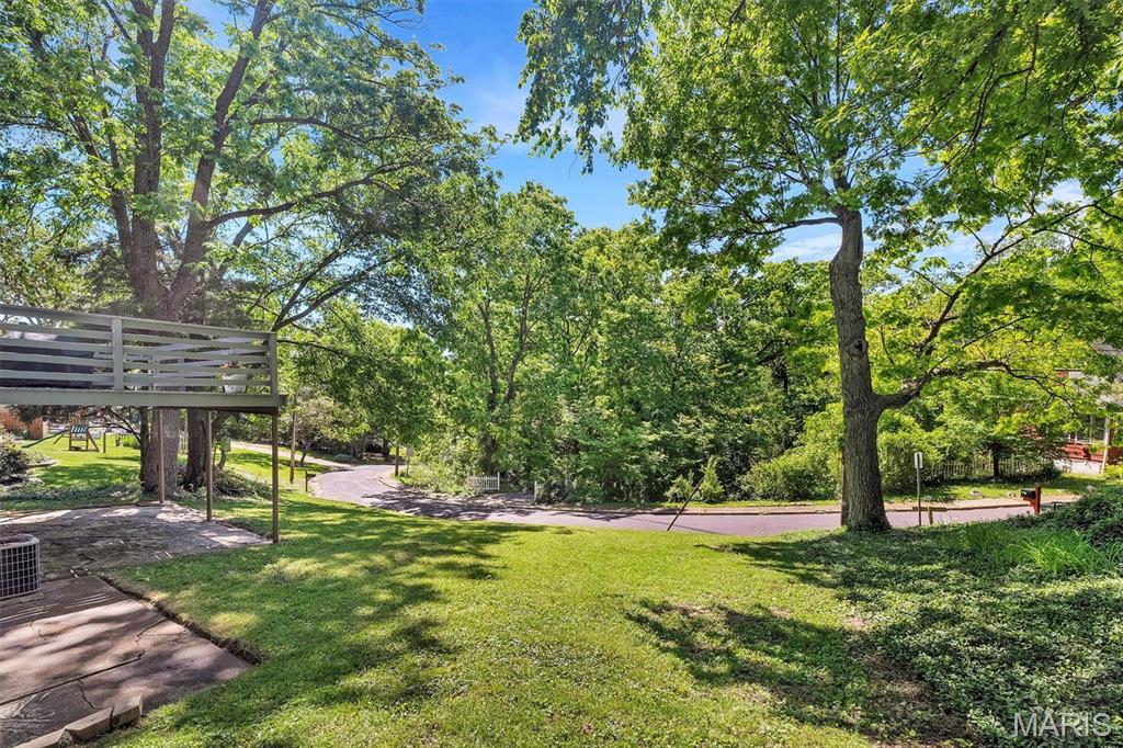 12640 Big Bend Road Kirkwood, MO 63122 - Photo 36 of 37 Gallery Image 36