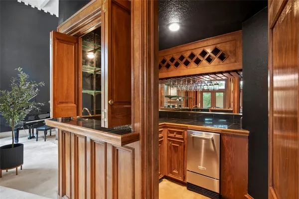 $6,800 | 14022 Champions Hamlet Court, Houston, TX 77069