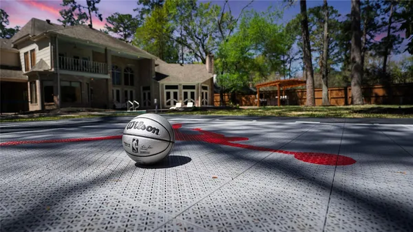 $6,800 | 14022 Champions Hamlet Court, Houston, TX 77069