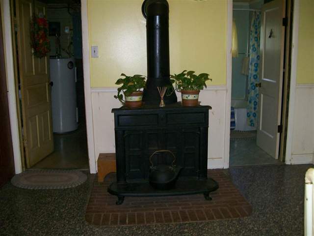 5876 Meldrum Road Casco, MI 48064 - Photo 18 of 21 31060725-17.JPG