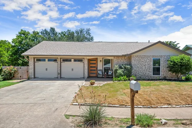$495,000 | 2520 Baxter Drive, Austin, TX 78745
