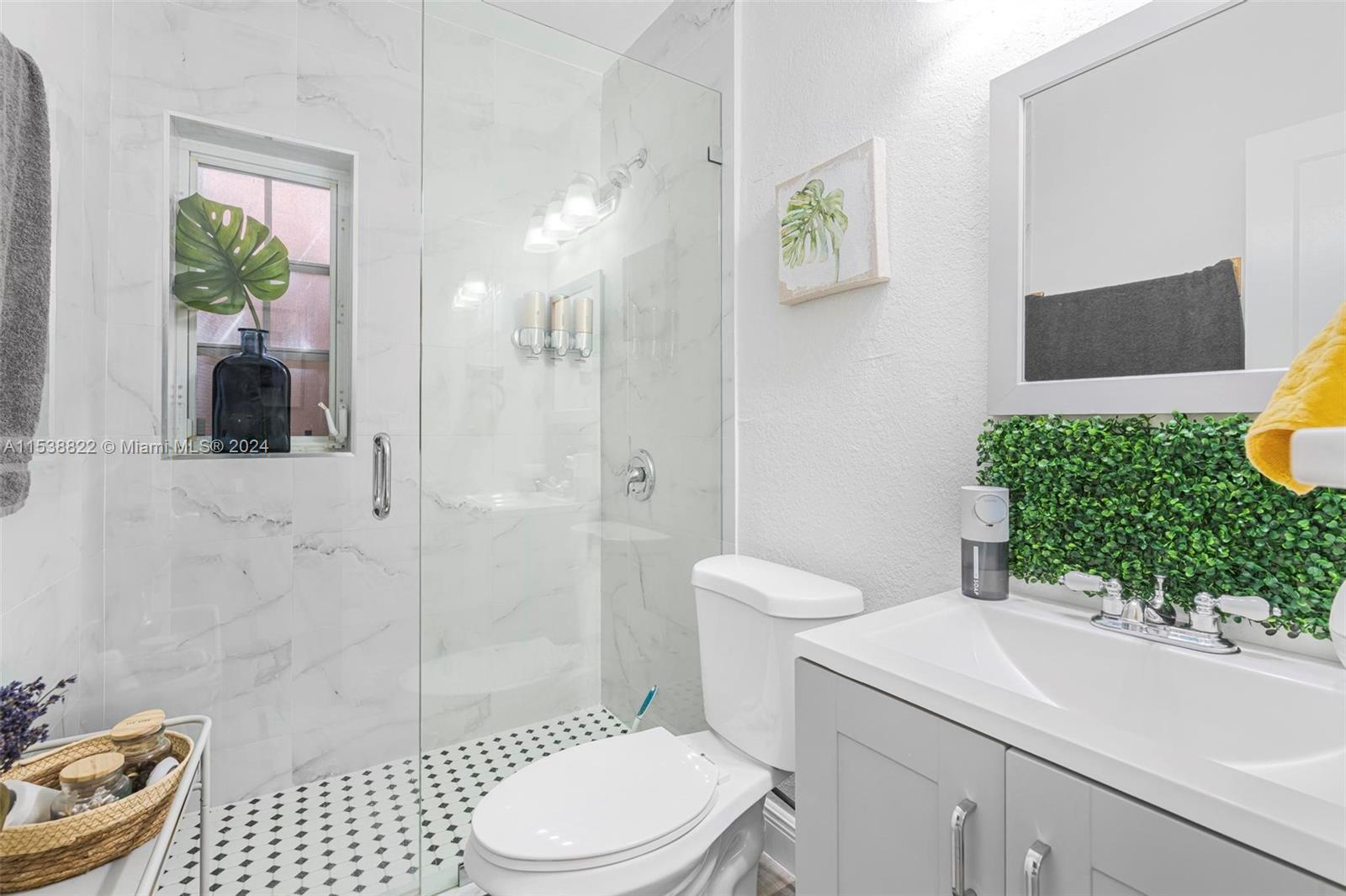10060 Southwest 171st Street Miami, FL 33157 - Photo 14 of 25 Gallery Image 14