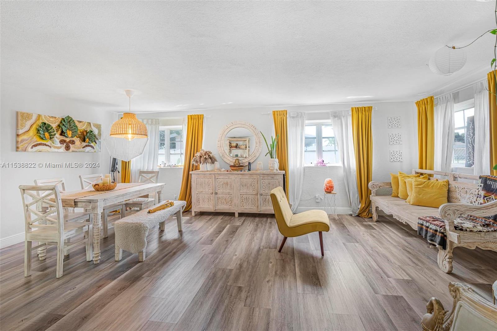 10060 Southwest 171st Street Miami, FL 33157 - Photo 5 of 25 Gallery Image 5